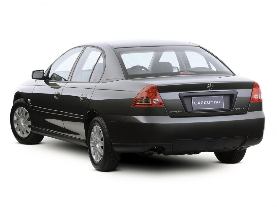  Holden Commodore Executive 2002 года  (фото 5 из 5)